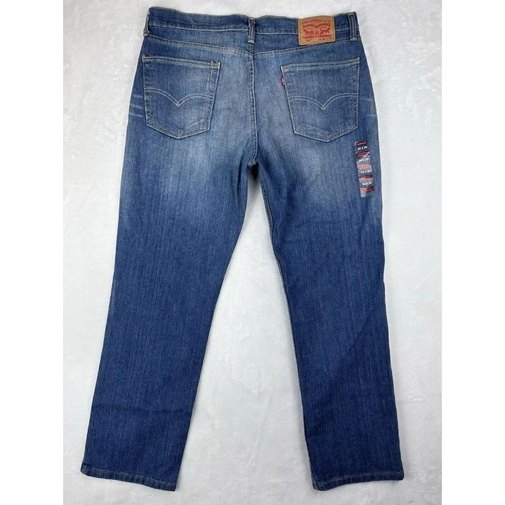 Levi's Jeans Men's 514 Blue‎ Medium Wash Mid Rise Jeans Size 36x30 NWOT